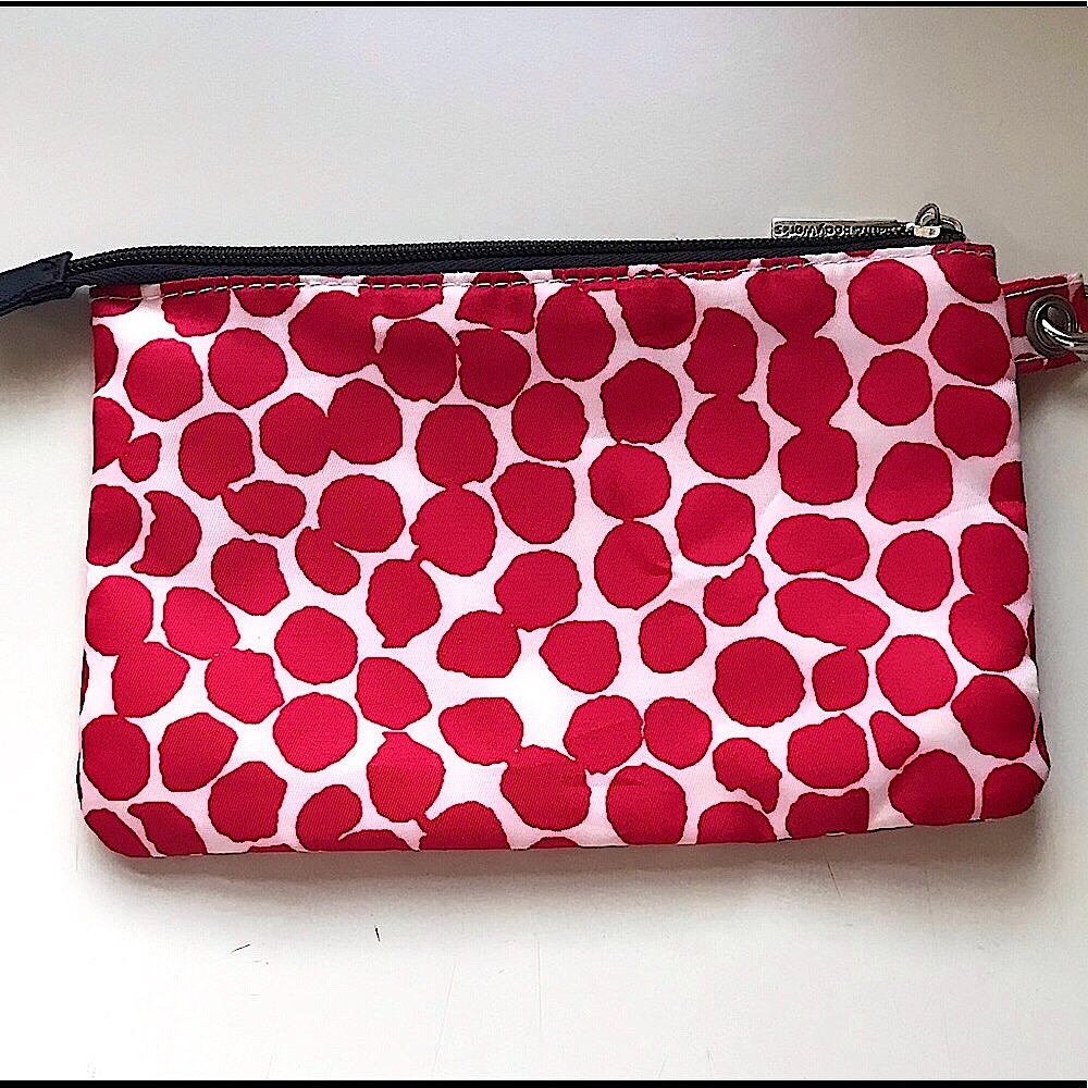 🆕🔥BATH&BODY SUPER CUTE MAKEUP BAG LIGHT PINK DARK PINKISH RED!!NWOT!!